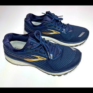 Brooks / Ghost 12 / Size 12 (2E) / Navy w/Gold